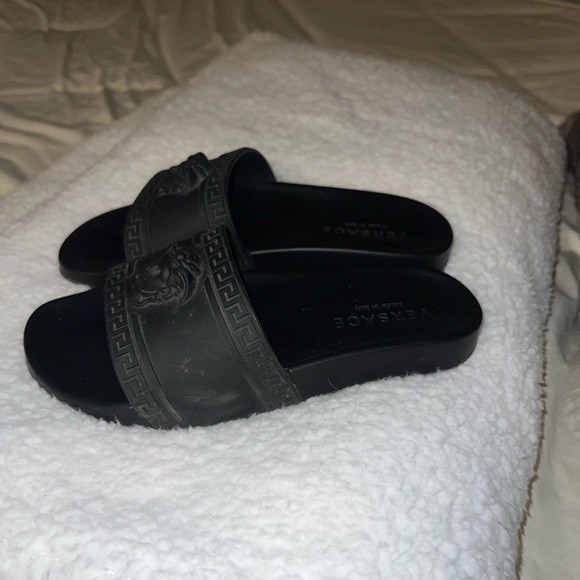 Versace La Medusa Slide - Picture 5 of 6